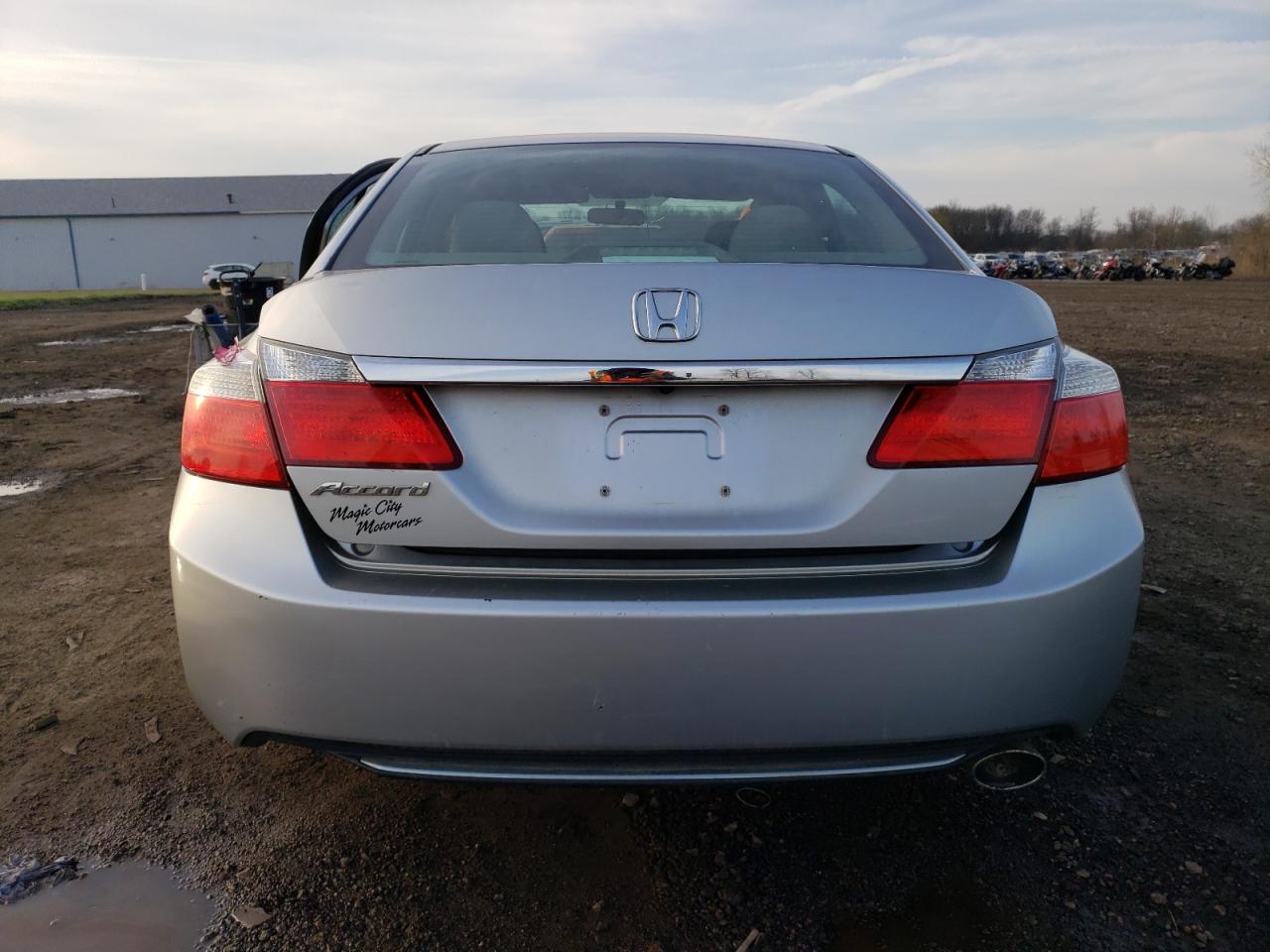 Photo 5 VIN: 1HGCR2F33DA075874 - HONDA ACCORD 