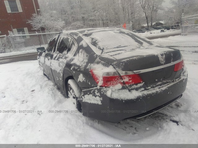 Photo 2 VIN: 1HGCR2F33DA080816 - HONDA ACCORD SDN 