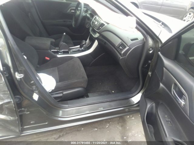 Photo 4 VIN: 1HGCR2F33DA082517 - HONDA ACCORD SDN 