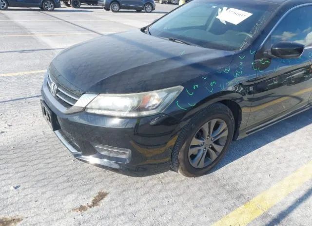 Photo 1 VIN: 1HGCR2F33DA121610 - HONDA ACCORD SDN 