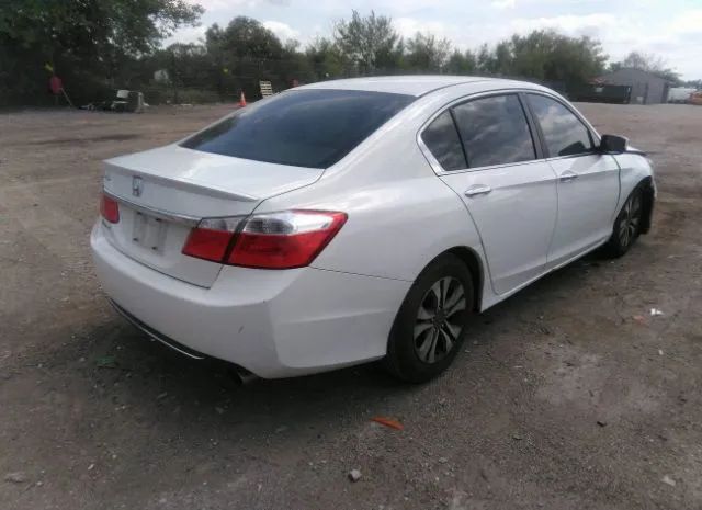 Photo 3 VIN: 1HGCR2F33DA127925 - HONDA ACCORD SDN 