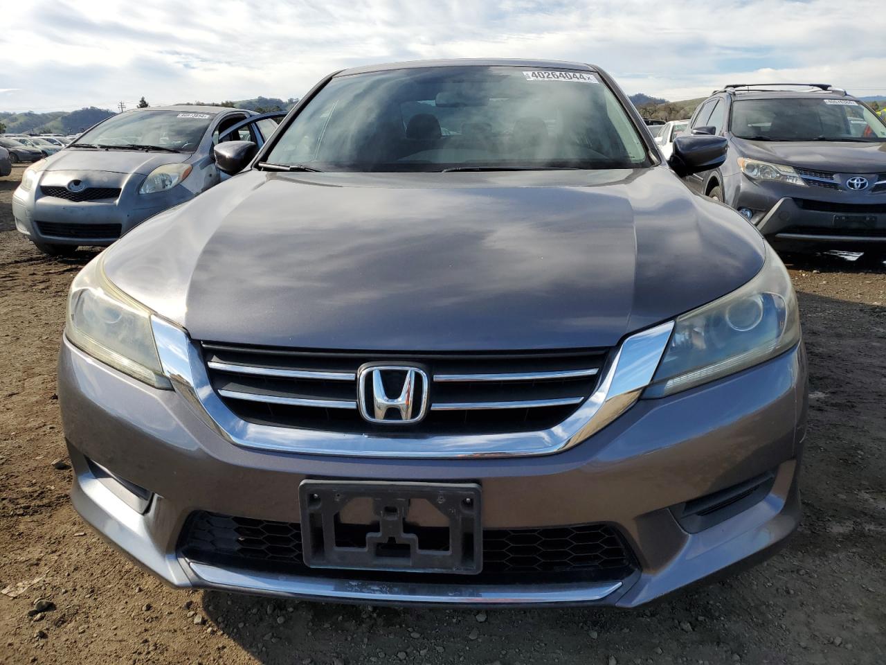 Photo 4 VIN: 1HGCR2F33DA258837 - HONDA ACCORD 