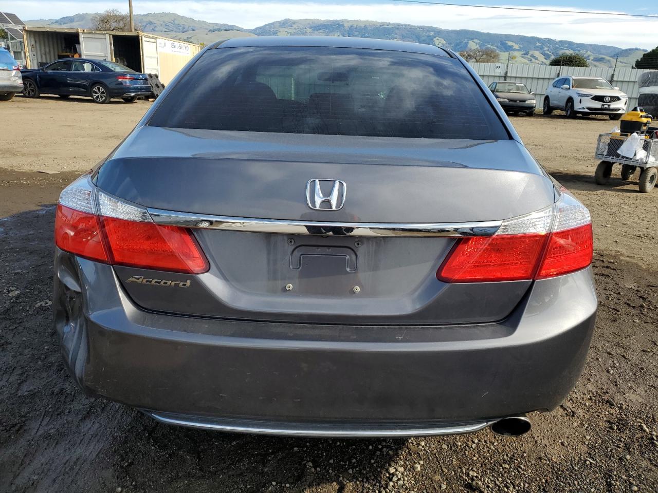 Photo 5 VIN: 1HGCR2F33DA258837 - HONDA ACCORD 