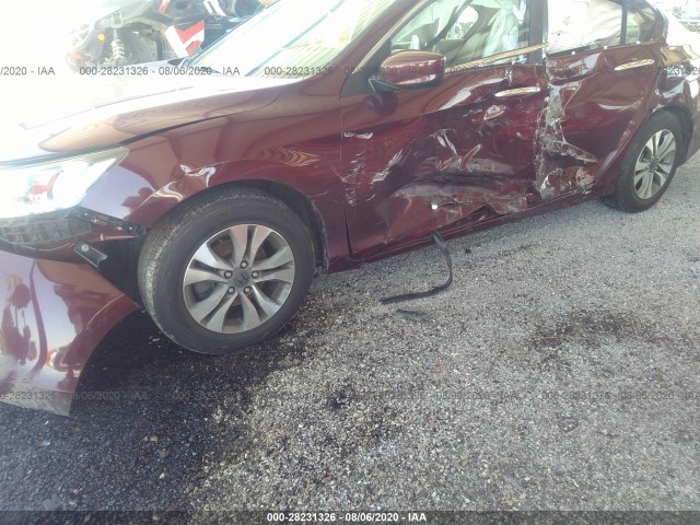 Photo 5 VIN: 1HGCR2F33DA258983 - HONDA ACCORD SDN 