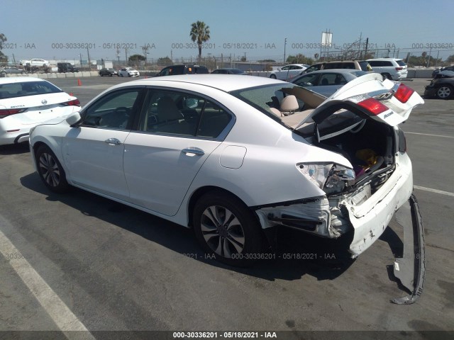 Photo 2 VIN: 1HGCR2F33DA268090 - HONDA ACCORD SDN 