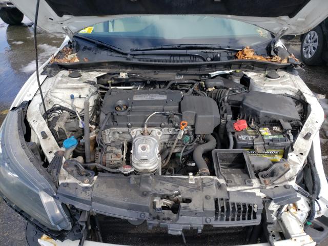 Photo 6 VIN: 1HGCR2F33DA272964 - HONDA ACCORD LX 