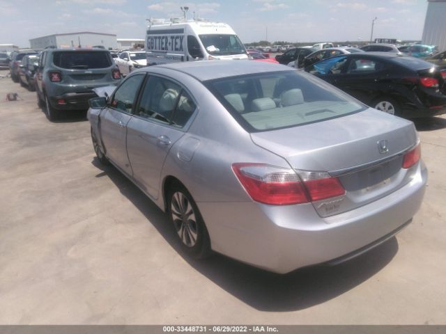 Photo 2 VIN: 1HGCR2F33DA282930 - HONDA ACCORD SDN 