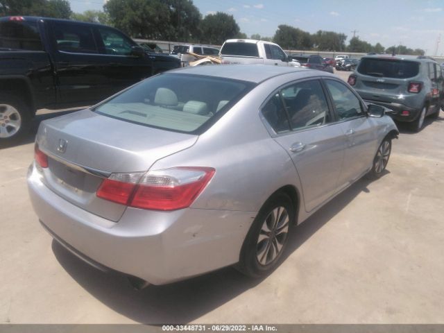 Photo 3 VIN: 1HGCR2F33DA282930 - HONDA ACCORD SDN 