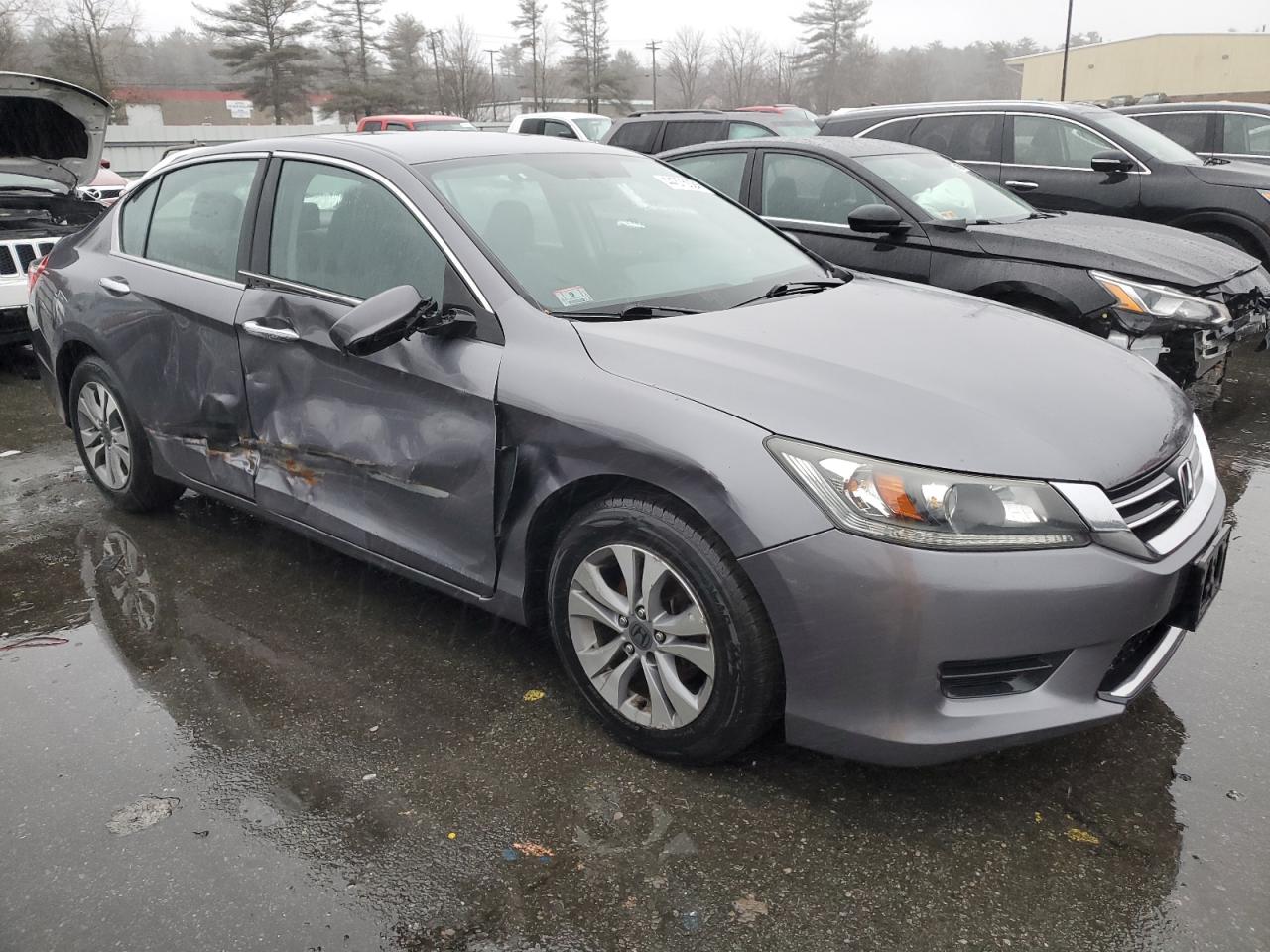 Photo 3 VIN: 1HGCR2F33EA090831 - HONDA ACCORD 