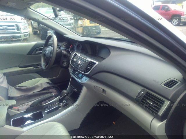 Photo 4 VIN: 1HGCR2F33EA106946 - HONDA ACCORD SEDAN 