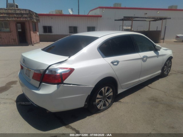 Photo 3 VIN: 1HGCR2F33EA136142 - HONDA ACCORD SEDAN 