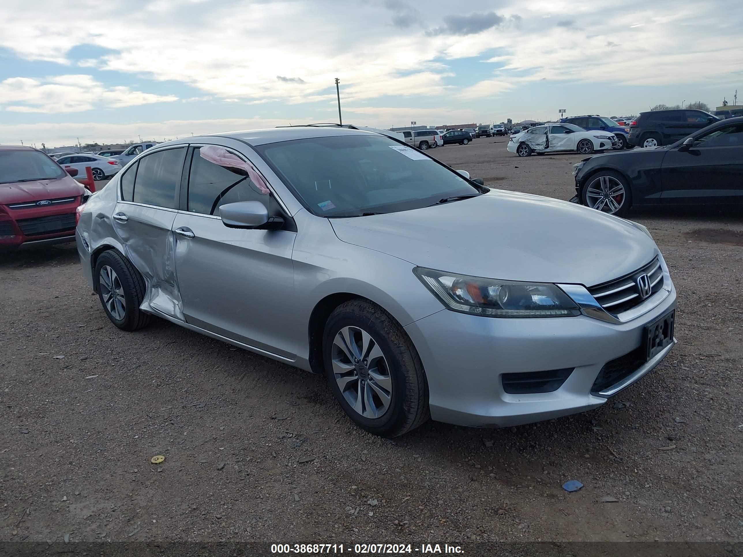 Photo 0 VIN: 1HGCR2F33EA205380 - HONDA ACCORD 