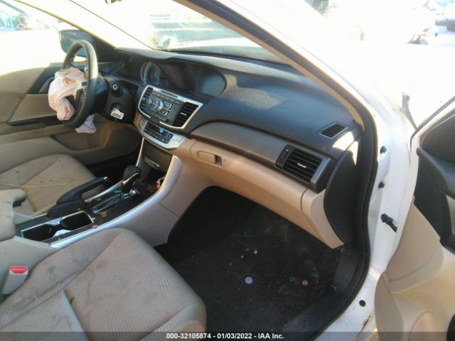 Photo 4 VIN: 1HGCR2F33EA230540 - HONDA ACCORD SEDAN 