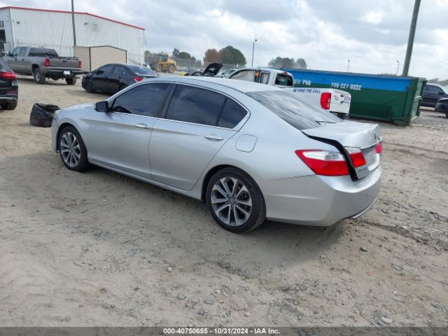 Photo 2 VIN: 1HGCR2F33FA008615 - HONDA ACCORD 