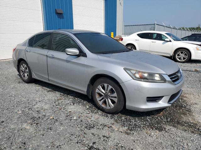 Photo 3 VIN: 1HGCR2F33FA047107 - HONDA ACCORD 