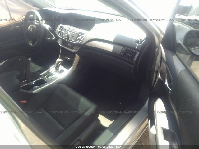 Photo 4 VIN: 1HGCR2F33FA057068 - HONDA ACCORD SEDAN 