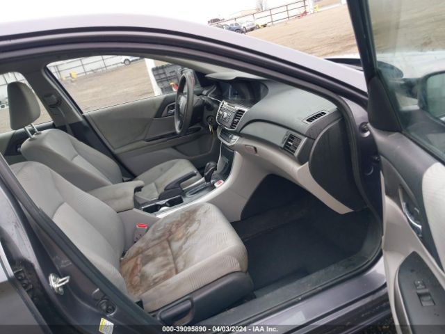 Photo 4 VIN: 1HGCR2F33FA075005 - HONDA ACCORD 