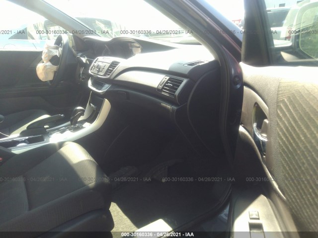 Photo 4 VIN: 1HGCR2F33FA118578 - HONDA ACCORD SEDAN 