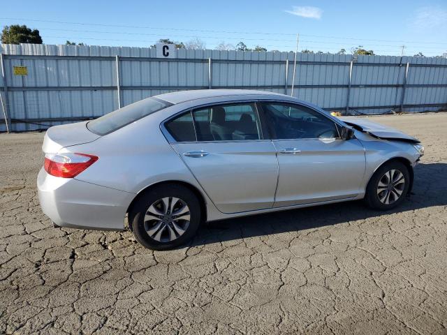 Photo 2 VIN: 1HGCR2F33FA139642 - HONDA ACCORD LX 