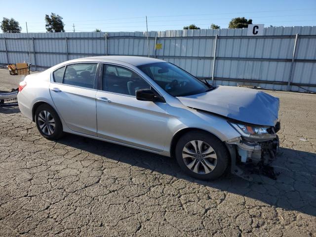 Photo 3 VIN: 1HGCR2F33FA139642 - HONDA ACCORD LX 