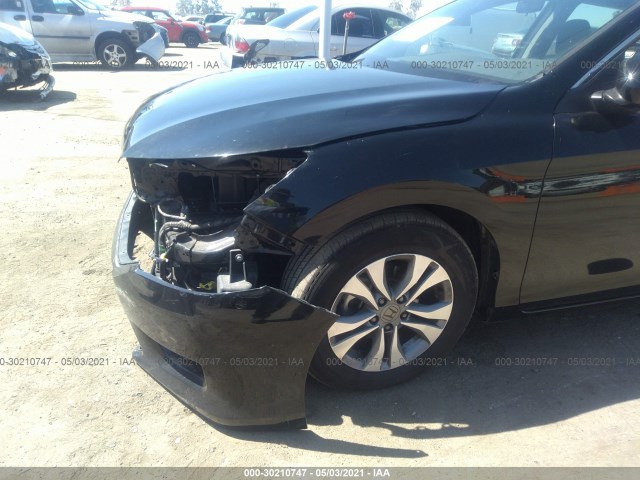 Photo 5 VIN: 1HGCR2F33FA158286 - HONDA ACCORD SEDAN 