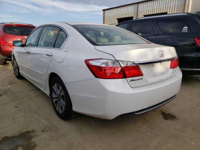 Photo 2 VIN: 1HGCR2F33FA181079 - HONDA ACCORD LX 