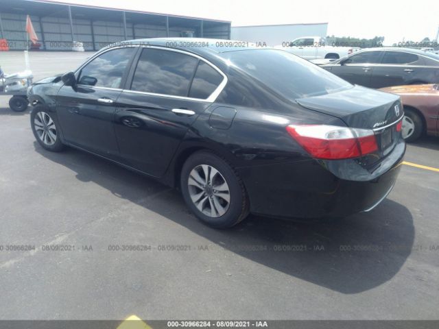 Photo 2 VIN: 1HGCR2F33FA195242 - HONDA ACCORD SEDAN 