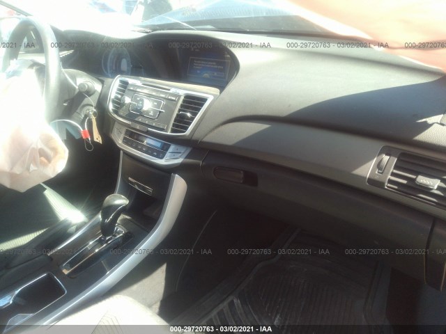 Photo 4 VIN: 1HGCR2F33FA223444 - HONDA ACCORD SEDAN 