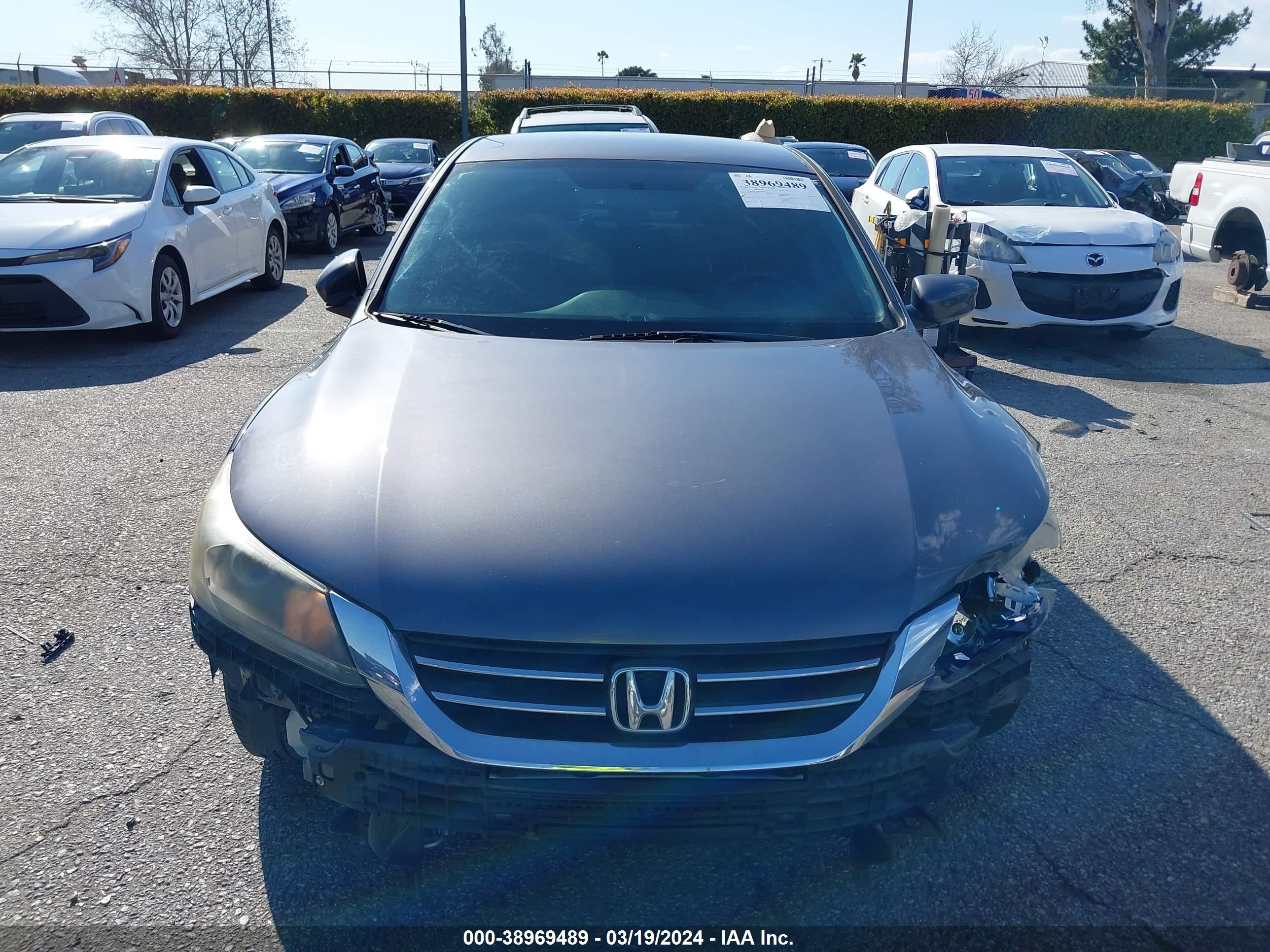 Photo 12 VIN: 1HGCR2F33FA236775 - HONDA ACCORD 