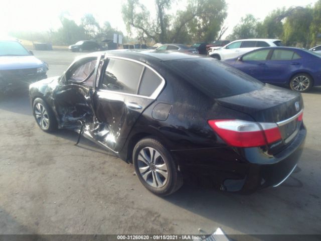 Photo 2 VIN: 1HGCR2F33FA237411 - HONDA ACCORD SEDAN 