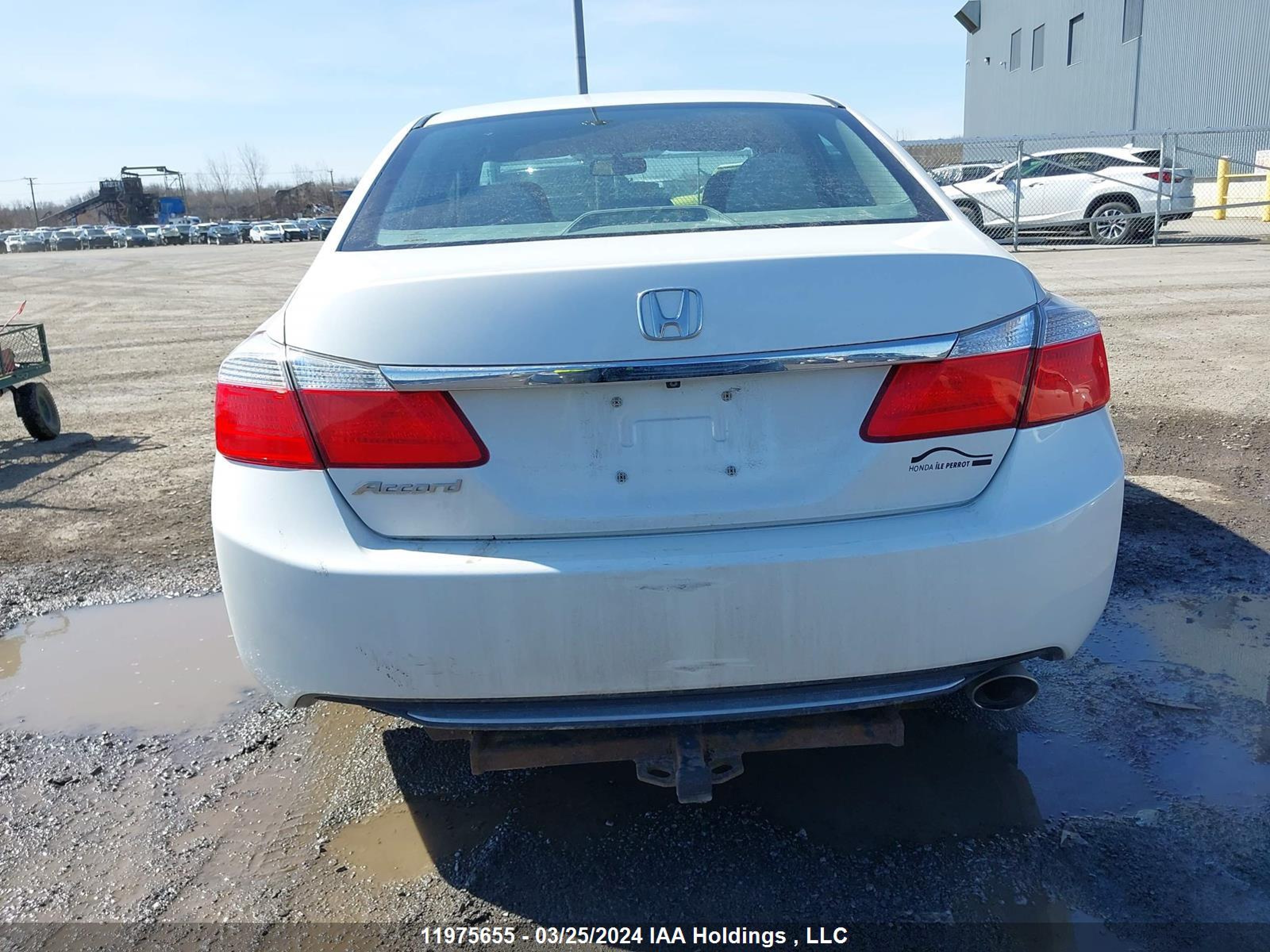 Photo 15 VIN: 1HGCR2F33FA807746 - HONDA ACCORD 