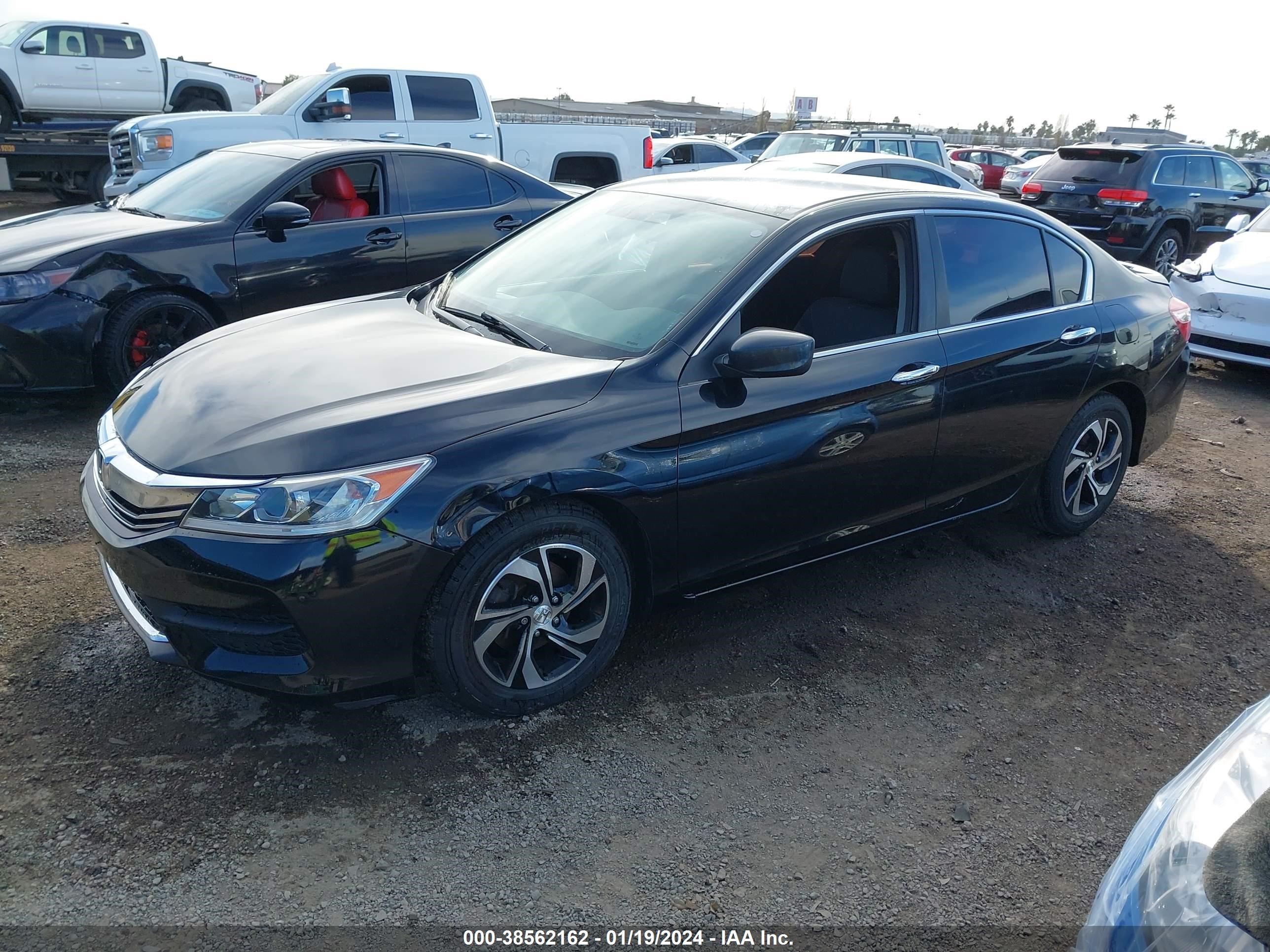 Photo 1 VIN: 1HGCR2F33GA000645 - HONDA ACCORD 