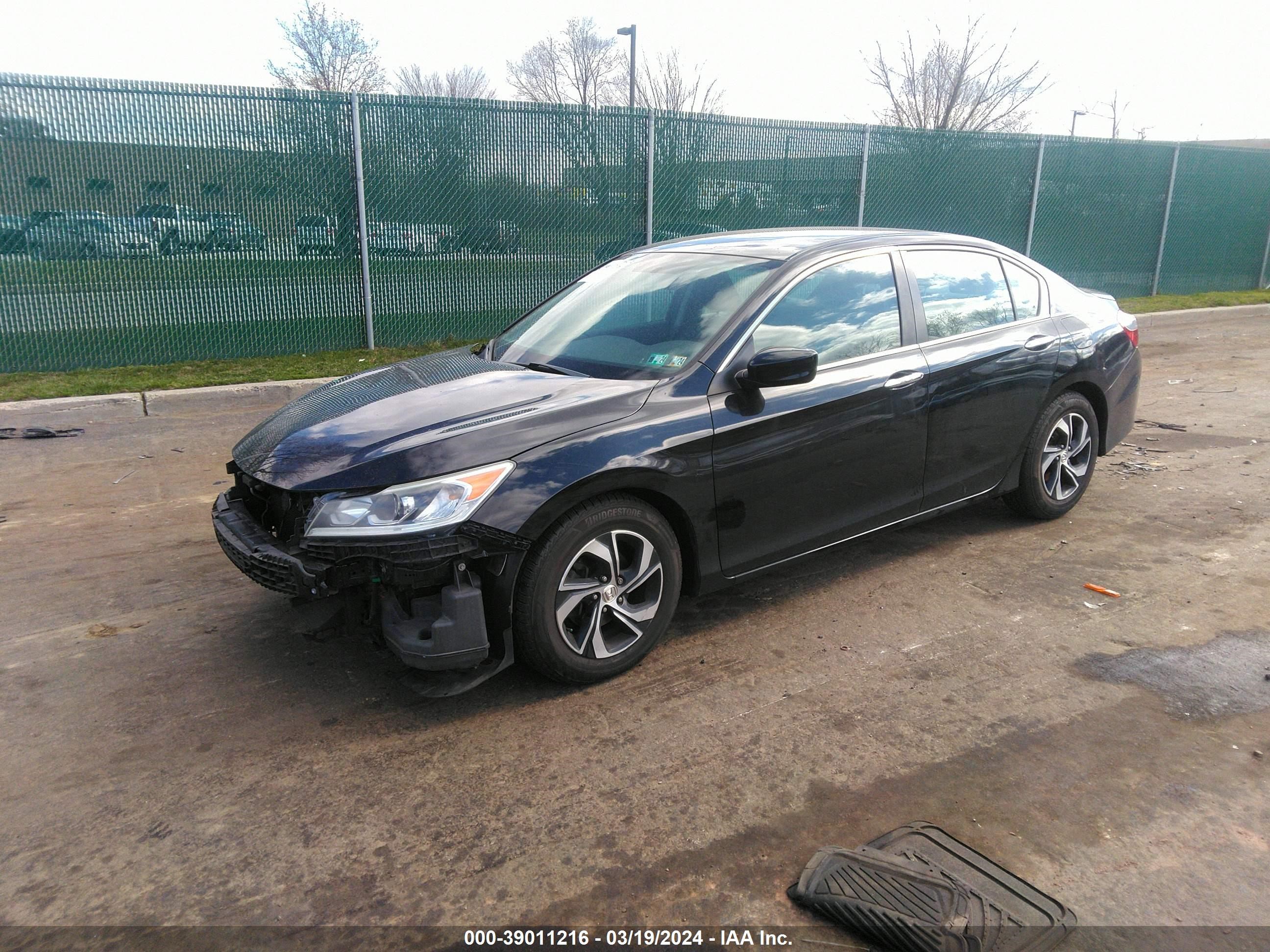 Photo 1 VIN: 1HGCR2F33GA005313 - HONDA ACCORD 