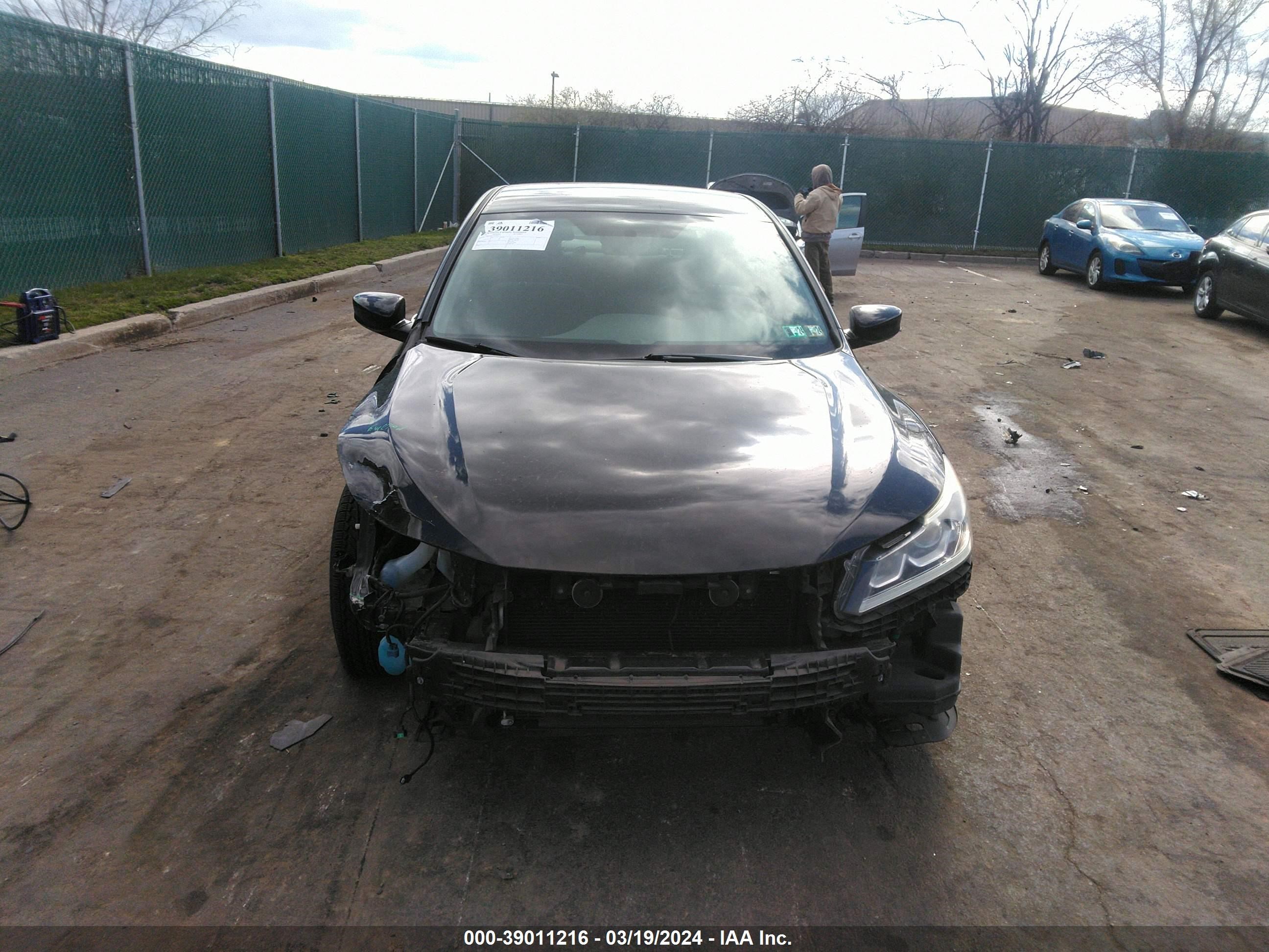 Photo 11 VIN: 1HGCR2F33GA005313 - HONDA ACCORD 