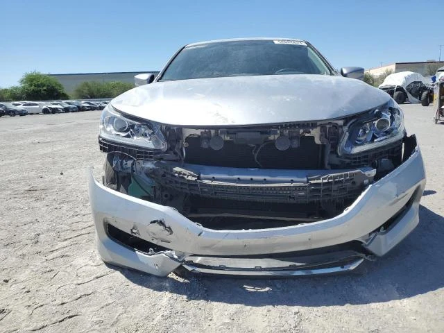 Photo 4 VIN: 1HGCR2F33GA174327 - HONDA ACCORD LX 