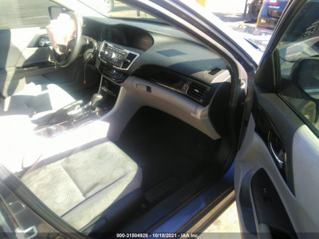 Photo 4 VIN: 1HGCR2F33HA021030 - HONDA ACCORD SEDAN 