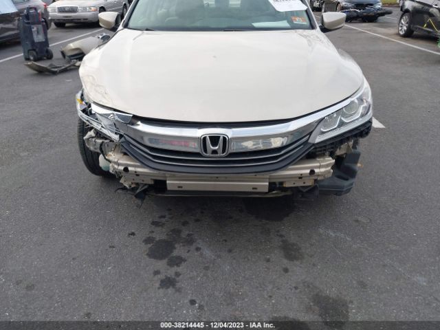 Photo 5 VIN: 1HGCR2F33HA058837 - HONDA ACCORD 