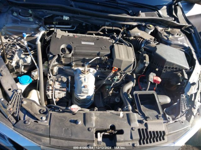 Photo 9 VIN: 1HGCR2F33HA071121 - HONDA ACCORD 