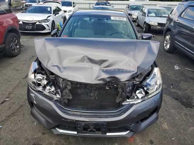 Photo 4 VIN: 1HGCR2F33HA111438 - HONDA ACCORD LX 