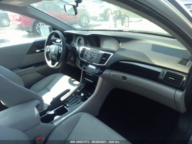 Photo 4 VIN: 1HGCR2F33HA115005 - HONDA ACCORD SEDAN 