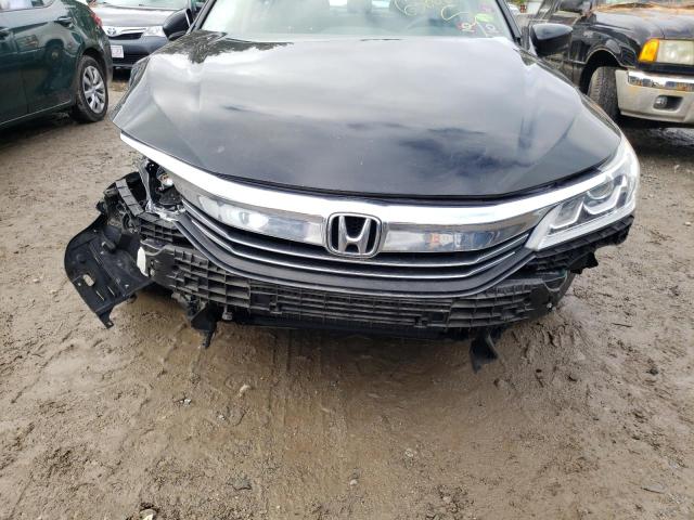 Photo 8 VIN: 1HGCR2F33HA156086 - HONDA ACCORD LX 