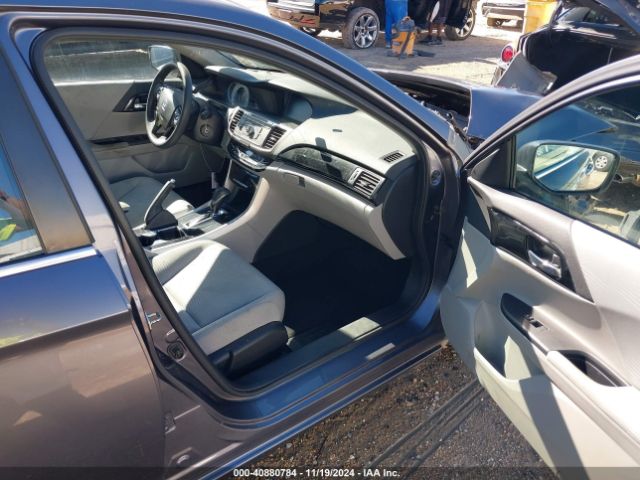 Photo 4 VIN: 1HGCR2F33HA172966 - HONDA ACCORD 