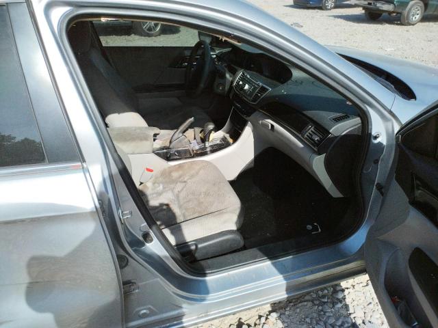 Photo 4 VIN: 1HGCR2F33HA181750 - HONDA ACCORD LX 