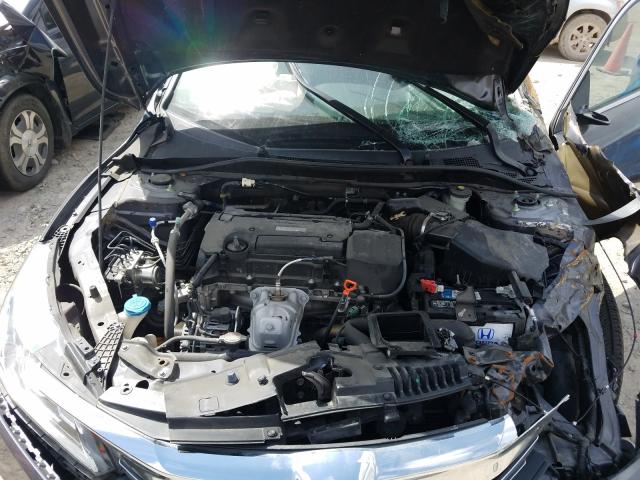 Photo 6 VIN: 1HGCR2F33HA257046 - HONDA ACCORD LX 