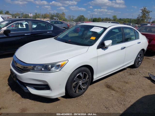 Photo 1 VIN: 1HGCR2F33HA263025 - HONDA ACCORD 