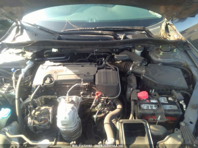 Photo 9 VIN: 1HGCR2F33HA266734 - HONDA ACCORD SEDAN 