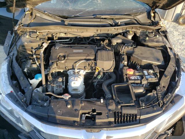 Photo 10 VIN: 1HGCR2F33HA272601 - HONDA ACCORD LX 