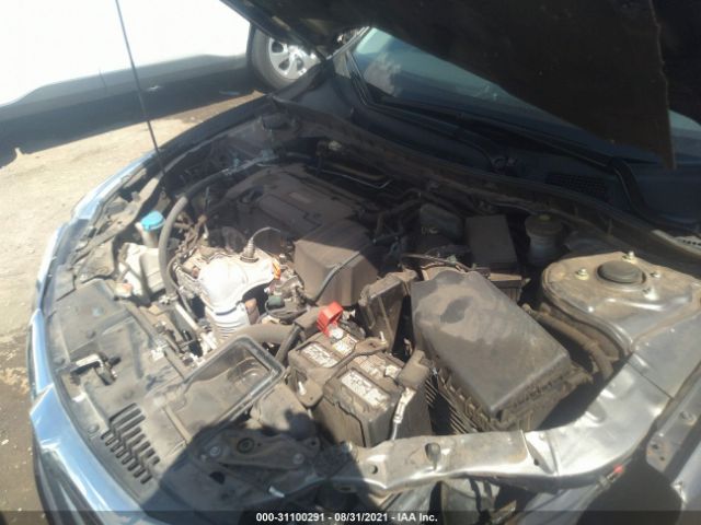 Photo 9 VIN: 1HGCR2F33HA303328 - HONDA ACCORD SEDAN 