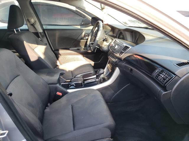 Photo 4 VIN: 1HGCR2F33HA306598 - HONDA ACCORD LX 