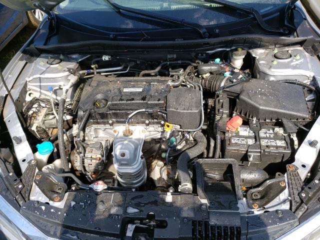 Photo 6 VIN: 1HGCR2F33HA306598 - HONDA ACCORD LX 